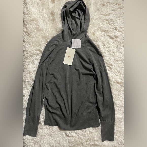 #242 Fabletics Anna Seamless L/S Hoodie - Picture 4 of 5